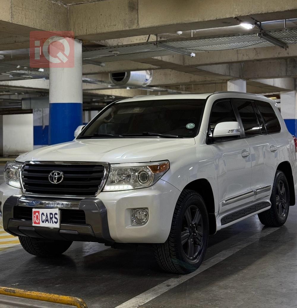 تويوتا لاندكروزر